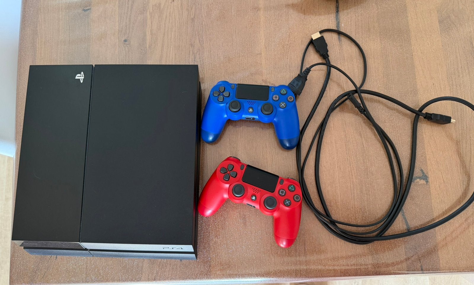 Ps4, Consoles de jeu & Jeux vidéo, Consoles de jeu | Sony PlayStation 4, Enlèvement, Utilisé, 500 GB, Avec 2 manettes