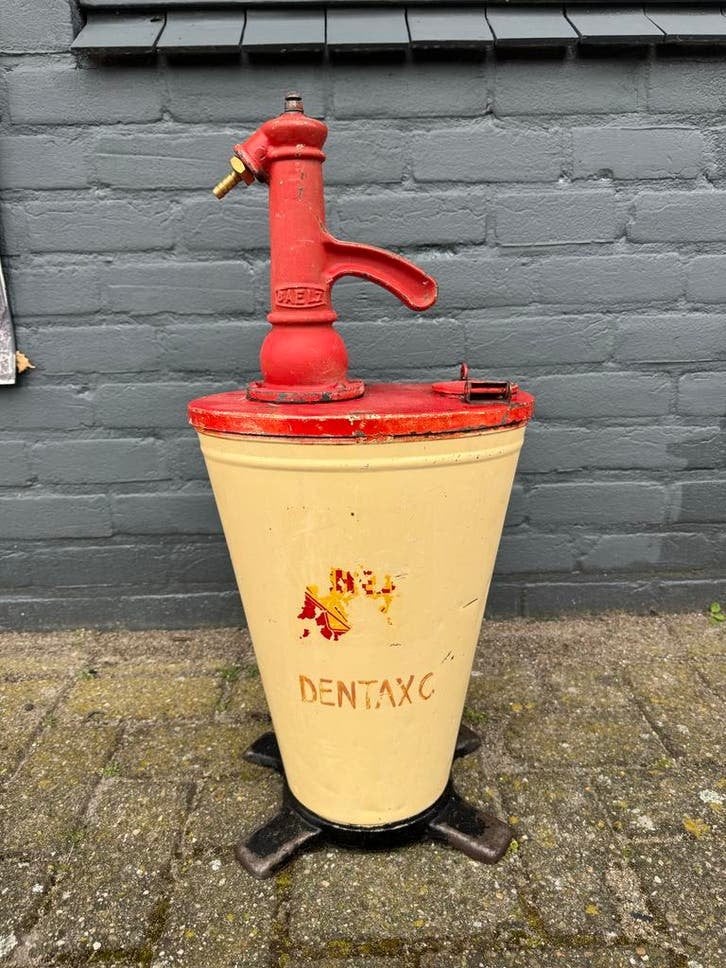 Vintage Shell Dentax Oliepomp - Authentiek Garage Decor