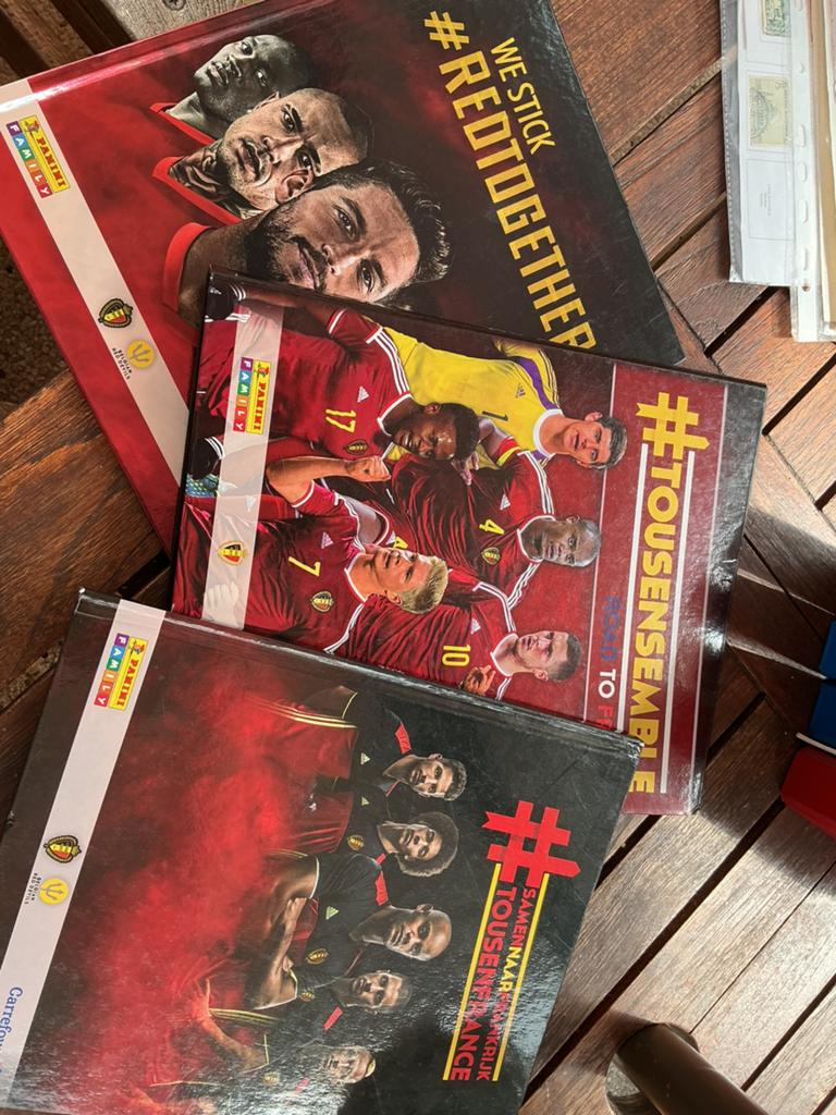 Stickeralbums de rode duivels, Verzamelen, Sportartikelen en Voetbal, Zo goed als nieuw, Ophalen