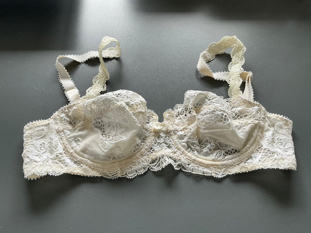BH EU 75? (FR 90) Cup C/D, Vêtements | Femmes, Sous-vêtements & Lingerie, Enlèvement, Beige, Soutien-gorge