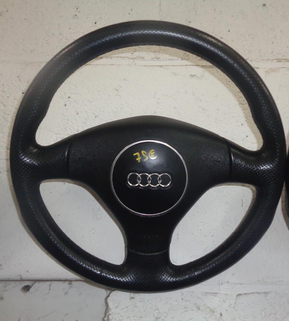 A vendre volant Audi 3 branches, Ophalen, Gebruikt, Audi