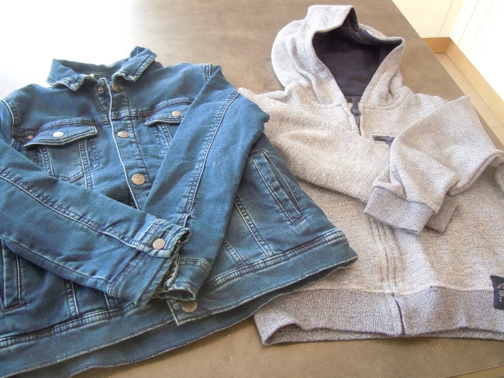 Kinderkledij M128  € 5/st., Kinderen en Baby's, Ophalen, Gebruikt, Jongen of Meisje, Trui of Vest