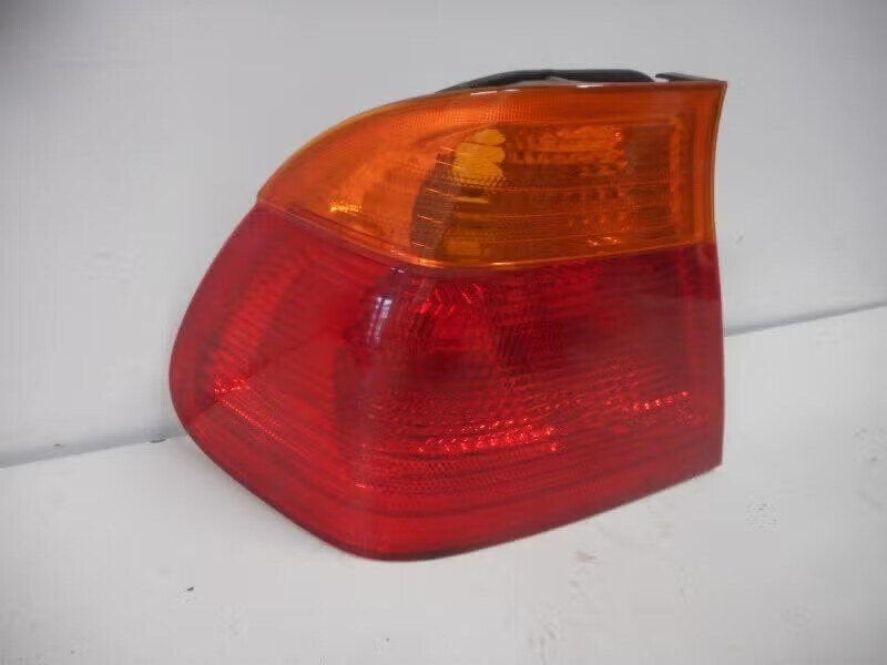 ACHTERLICHT LINKS BMW 3 serie (E46 / 4) (83649212a01572), Gebruikt, Ophalen of Verzenden, Petuelring 130 80809 München, DE, BMW