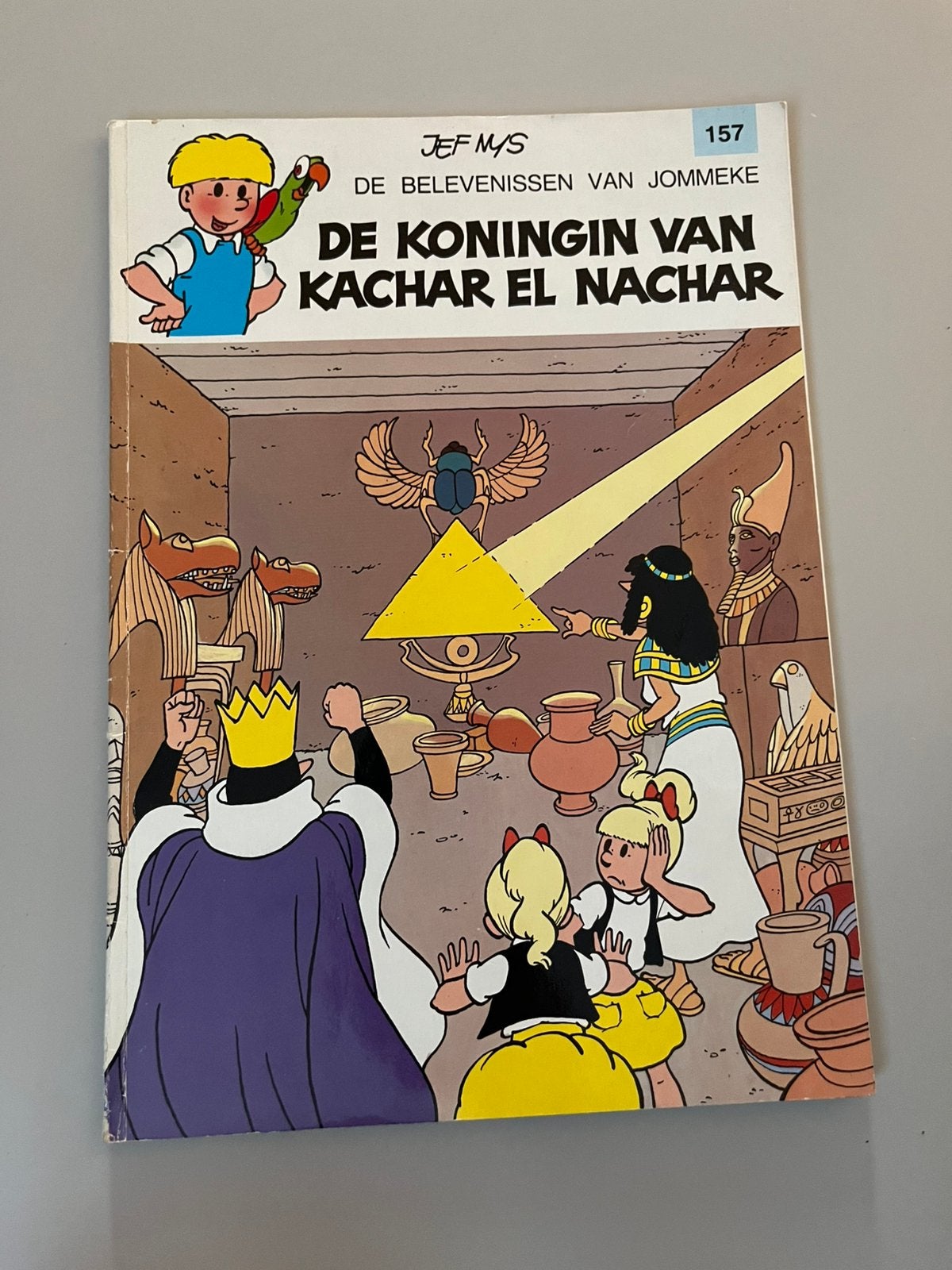 Strip Jommeke De koningin van kachar el nachar, Eén stripboek, Ophalen of Verzenden, Gelezen
