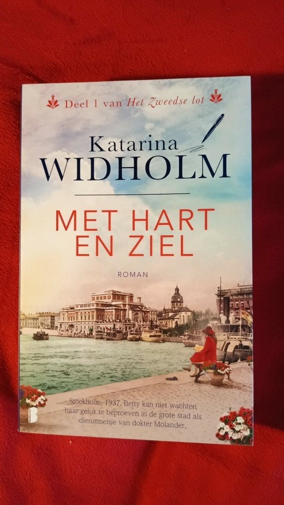 Met hart en ziel. Deel 1 van Het Zweedse Lot, Boeken, Ophalen of Verzenden, Katarina Widholm