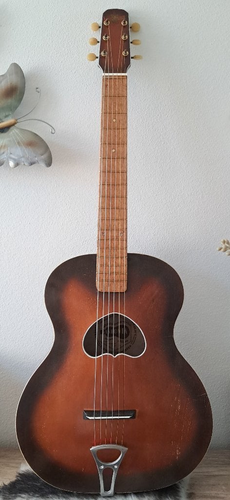 Akoestische gitaar van Nederlandse makelij uit Venlo, Ophalen of Verzenden, Gebruikt, Western- of Steelstringgitaar