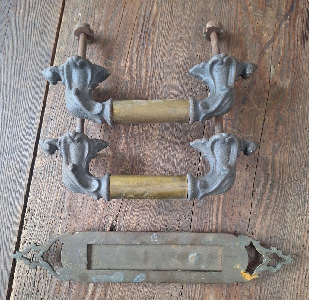 Poignée de porte et boîte aux lettres en cuivre, Enlèvement ou Envoi