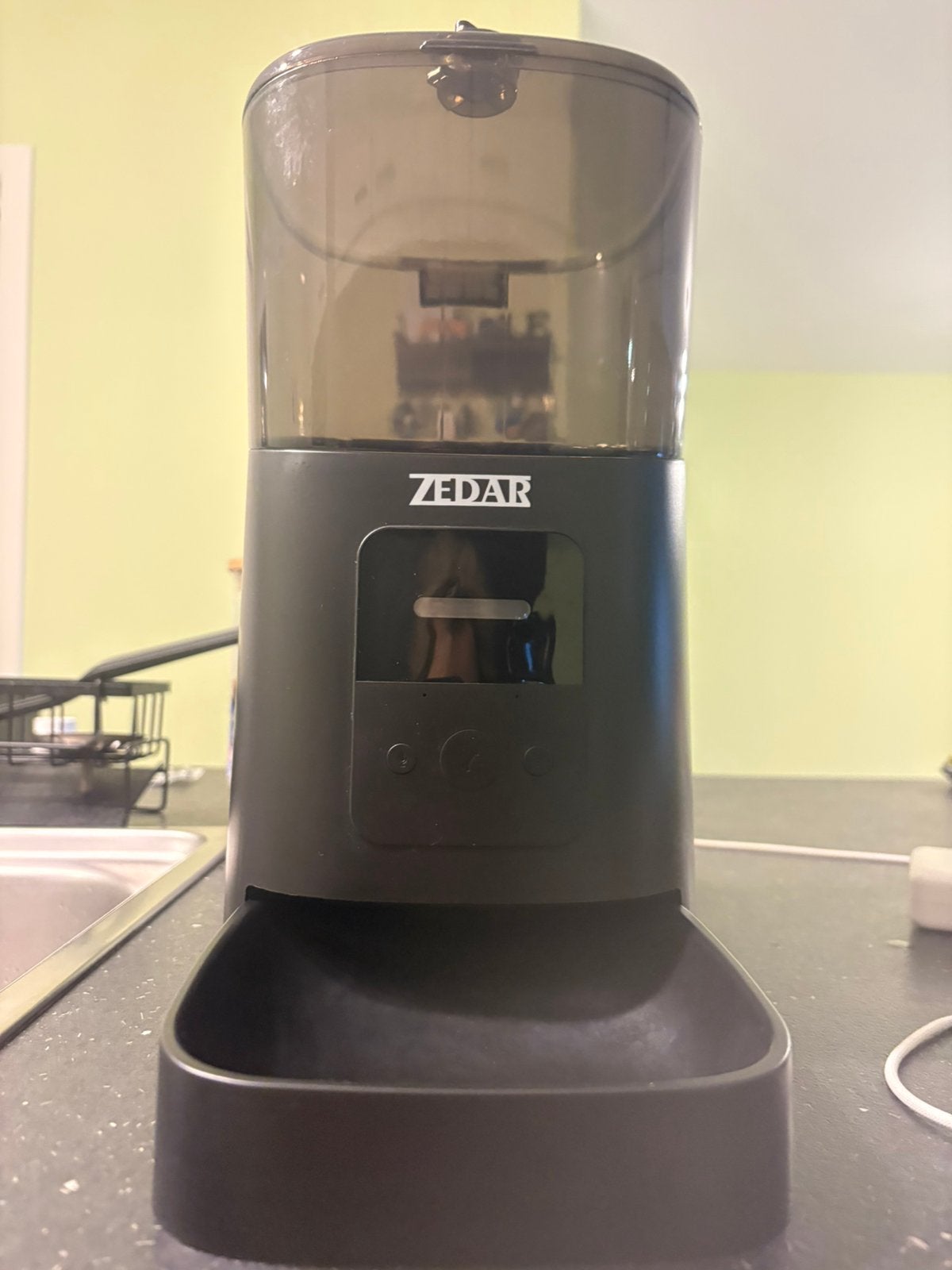Zedar automatische voederbak voor kat en hond, Dieren en Toebehoren, Ophalen of Verzenden, Automatisch, Zo goed als nieuw