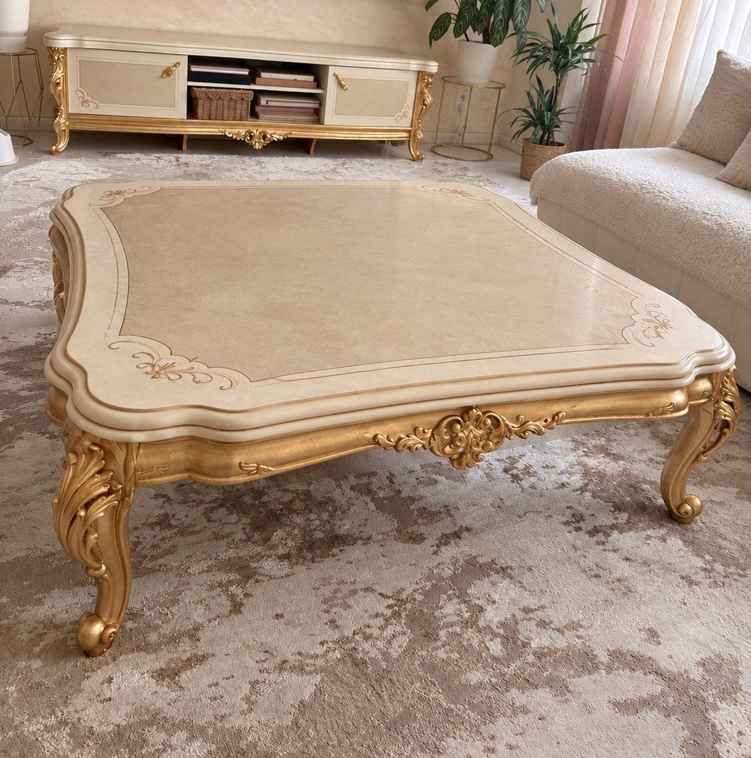 Table basse classique de luxe — style baroque, Enlèvement, Comme neuf