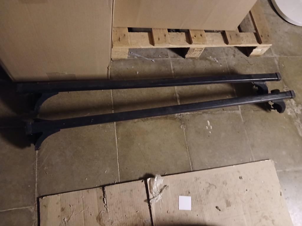 Barre de toit a vendre moi je utilise pour opel ma se compat