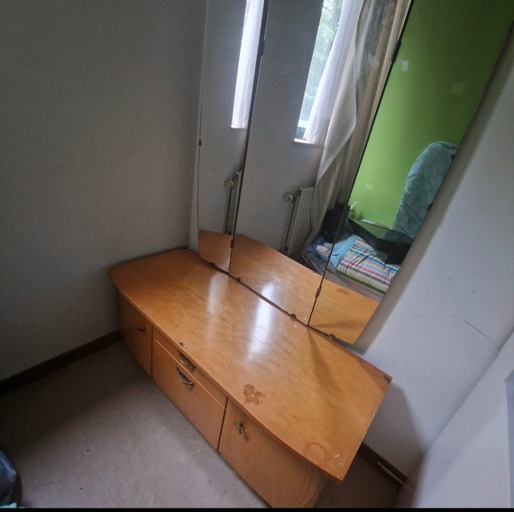 Coiffeuse vintage en bois avec miroir triptyque, Huis en Inrichting, Ophalen, Gebruikt, Hout