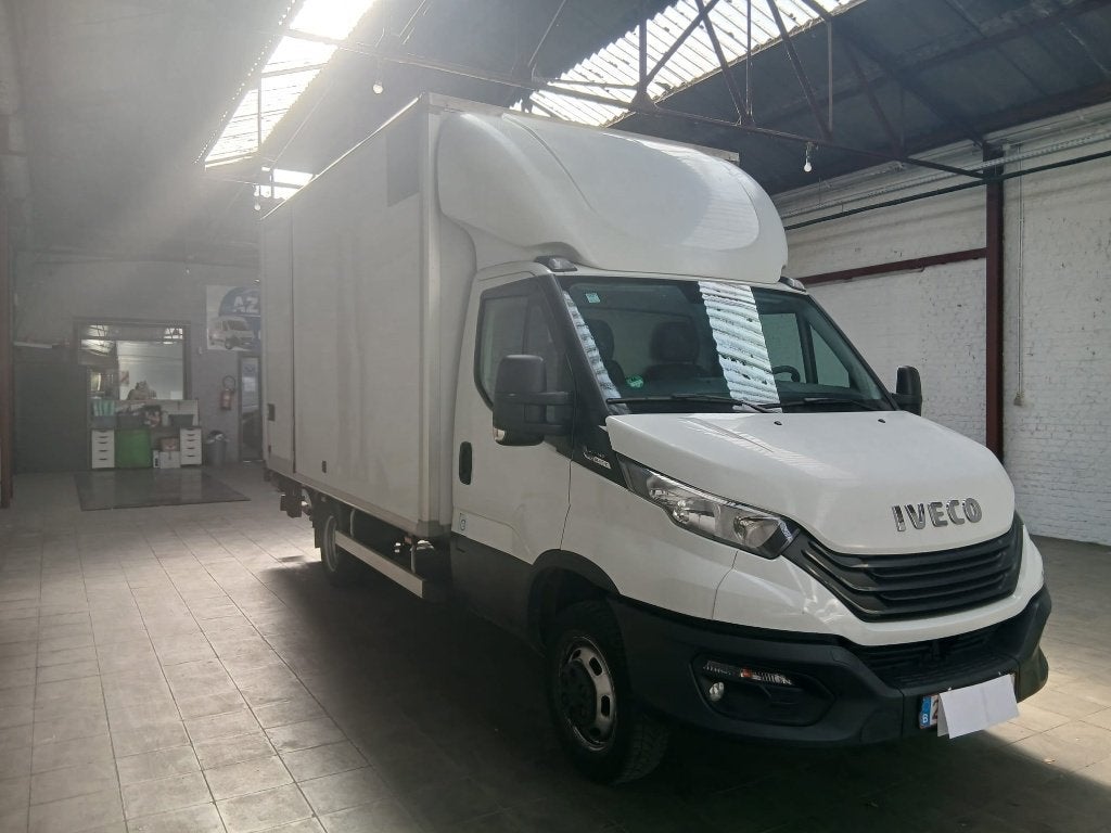 Iveco Daily 35C14 Boite auto 20M3 Hayon Euro6E Carnet Entr, Autos, 100 kW, Achat, Euro 6, Entreprise