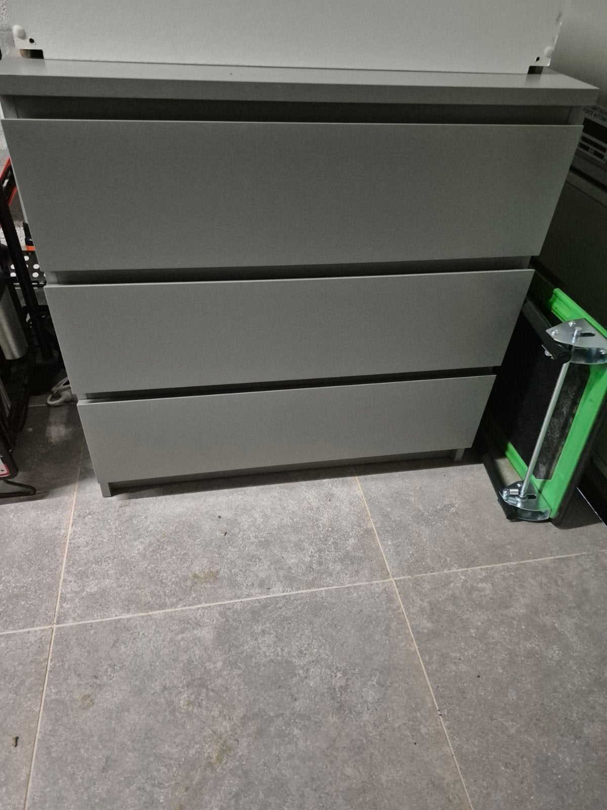 grijze ladenkast malm ikea, Ophalen