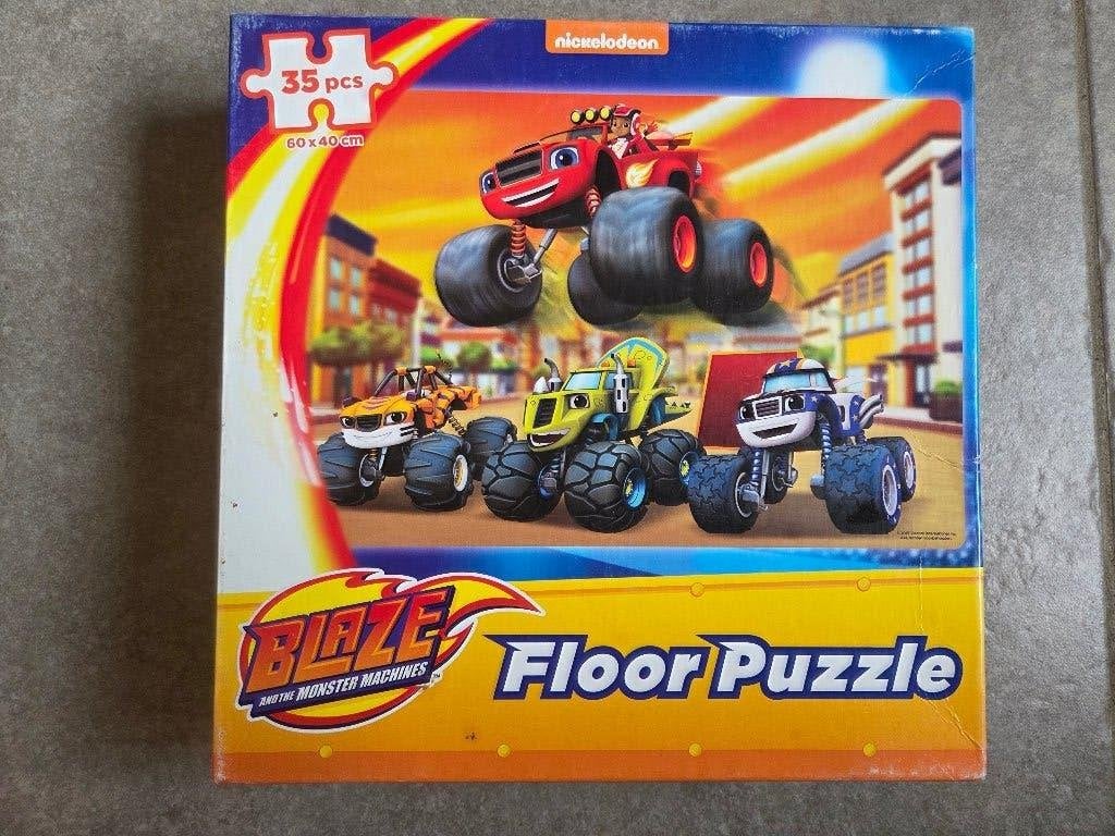 Vloerpuzzel blaze, Ophalen, Zo goed als nieuw