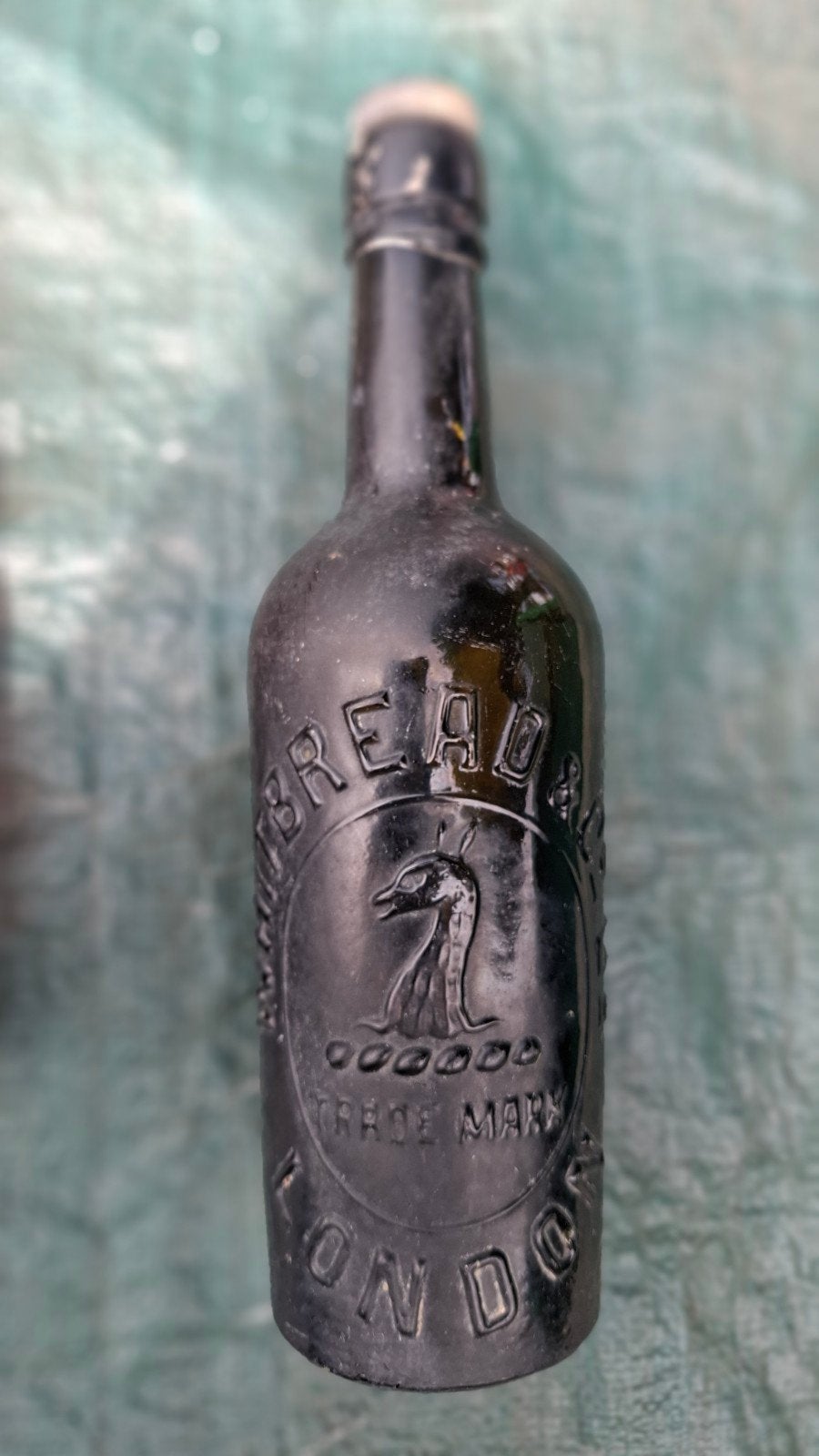 Whitbread & Co. glazen bierfles Ltd. London, Verzamelen, Ophalen of Verzenden