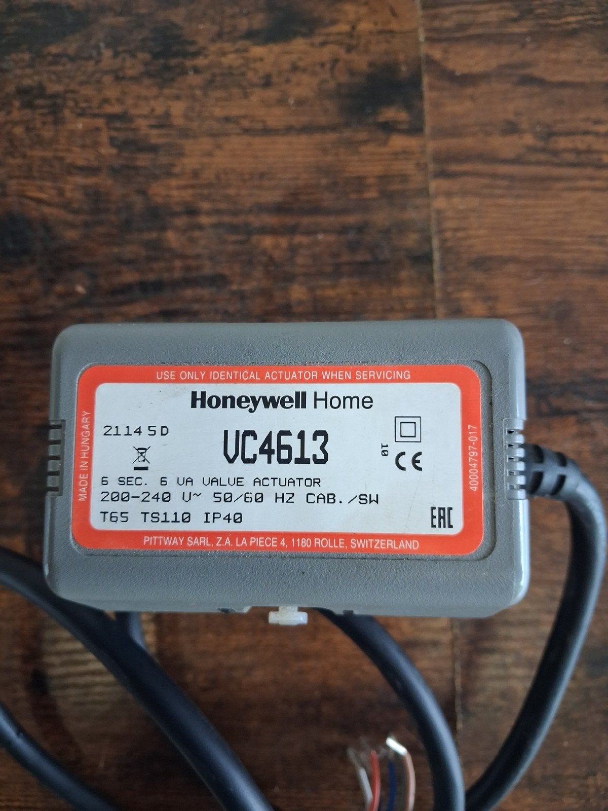 Te koop Honywell drieweg kraan 1", Ophalen, Zo goed als nieuw, Kraan