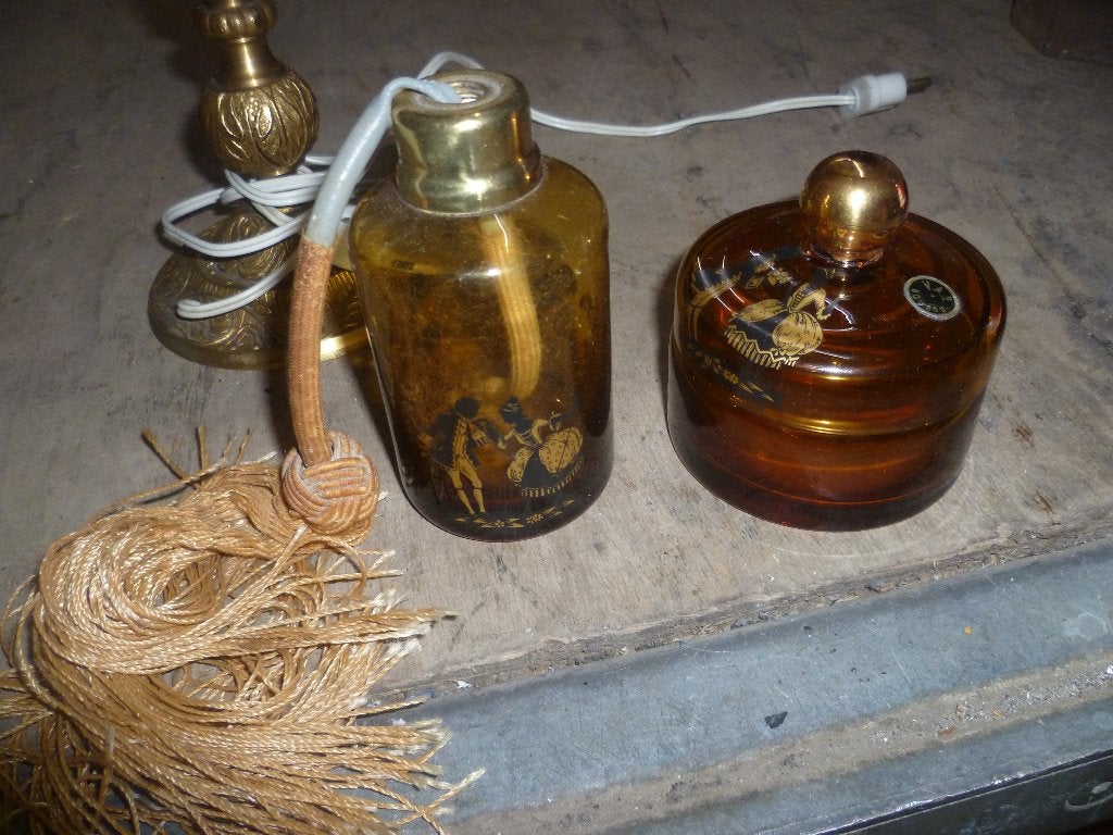 OUD  LAVABO SETJE, Ophalen