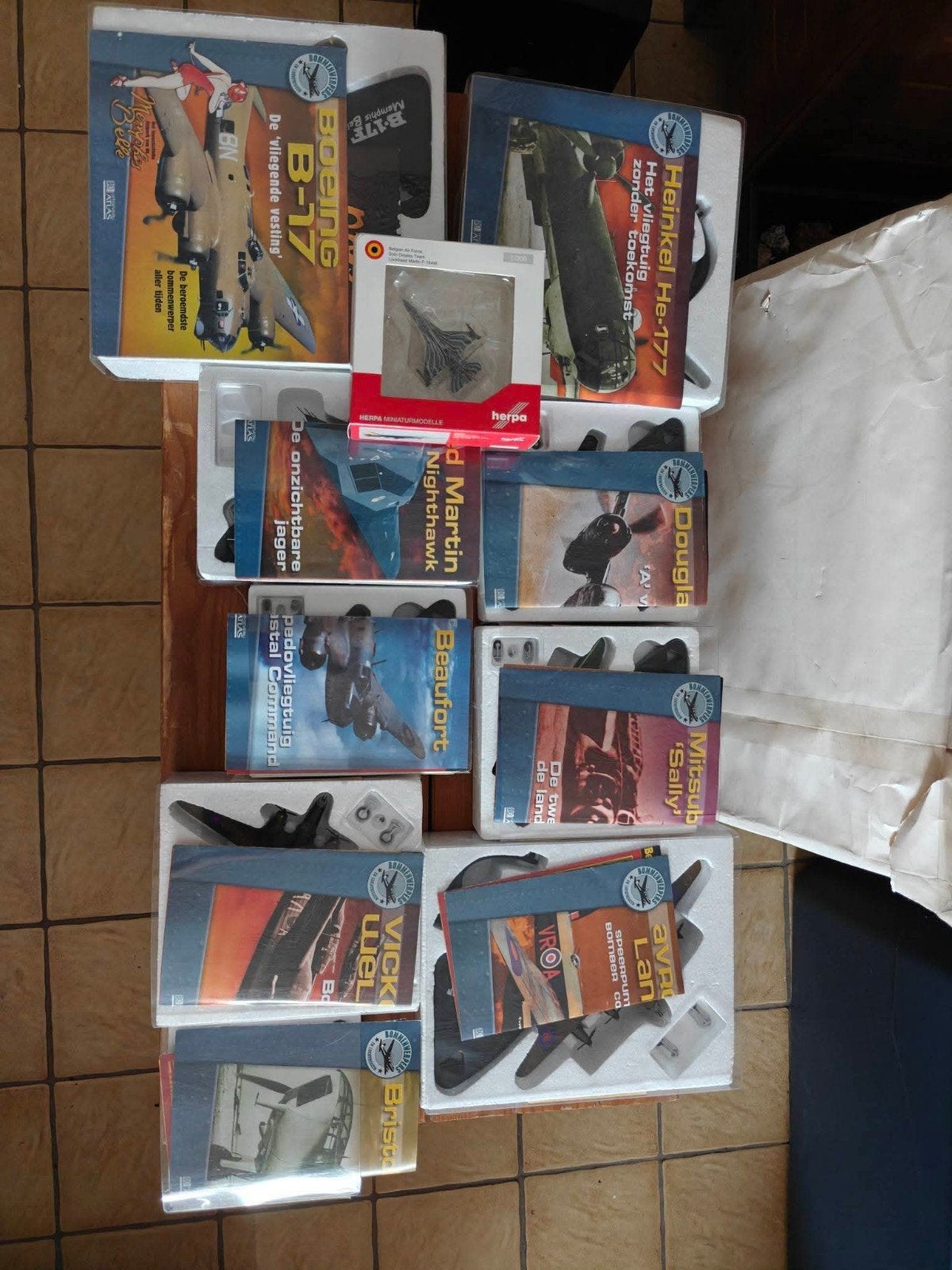 lots de modèles d'atlas, Enlèvement