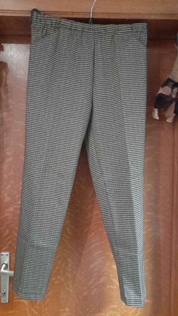 Kleding, Kleding | Dames, Broeken en Pantalons, Meerkleurig, Maat 42/44 (L), Ophalen of Verzenden, Zo goed als nieuw