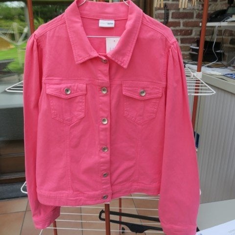 Jasje nieuw fuchsia Atmos fashion mt 38, Kleding | Dames, Jassen | Zomer, Maat 38/40 (M), Overige kleuren, Atmos fashion, Nieuw
