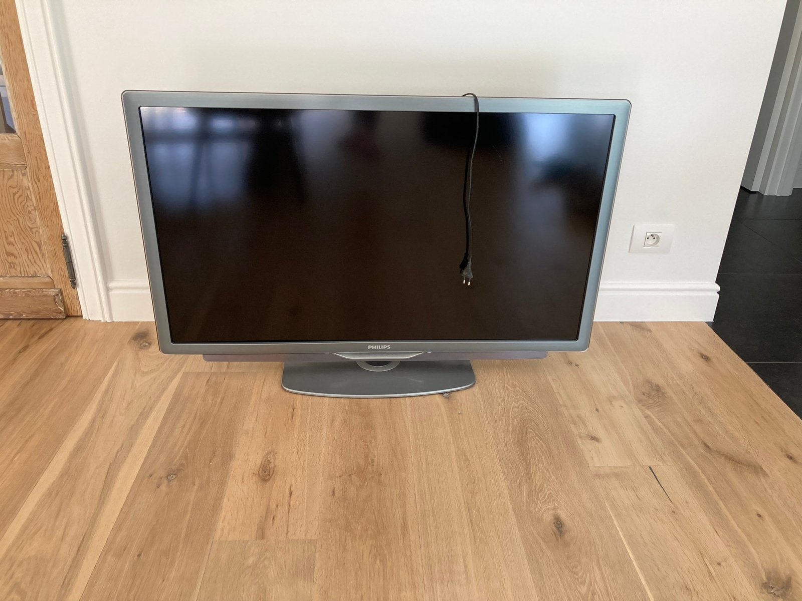 Philips led tv - 46 inch, Audio, Tv en Foto, Ophalen, Philips, 100 cm of meer, Gebruikt