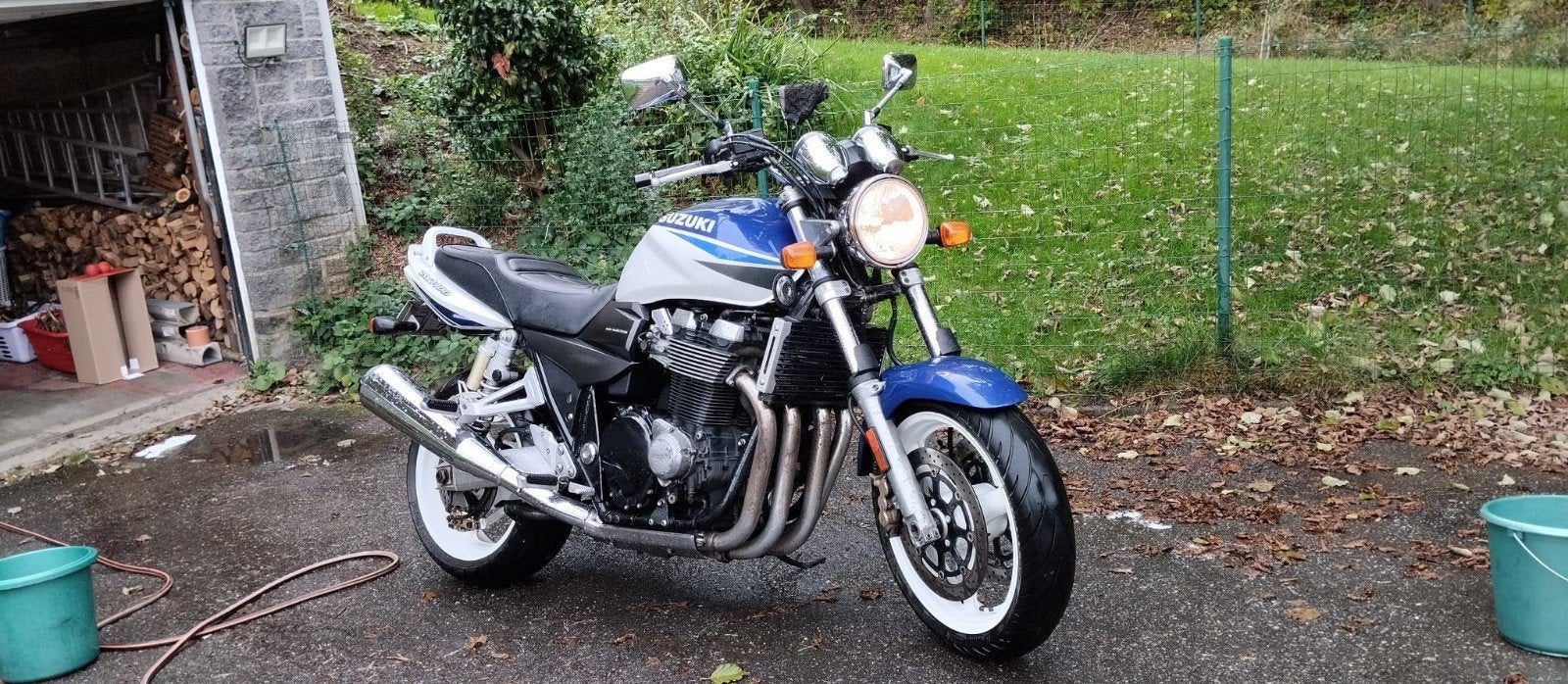 Suzuki GSX 1400, Motos, Particulier