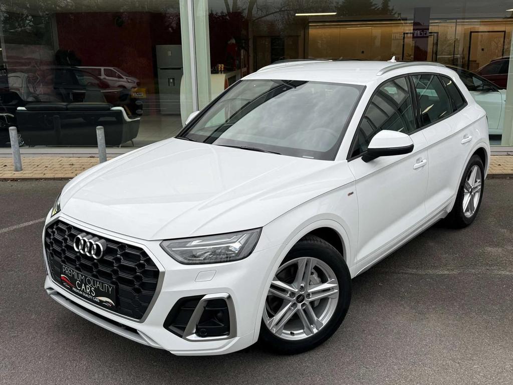 Audi Q5 S-LINE / ZETELVERWARMING / CAMERA / CARPLAY /, Auto's, Audi, Automaat, Gebruikt, Zwart, 4 cilinders