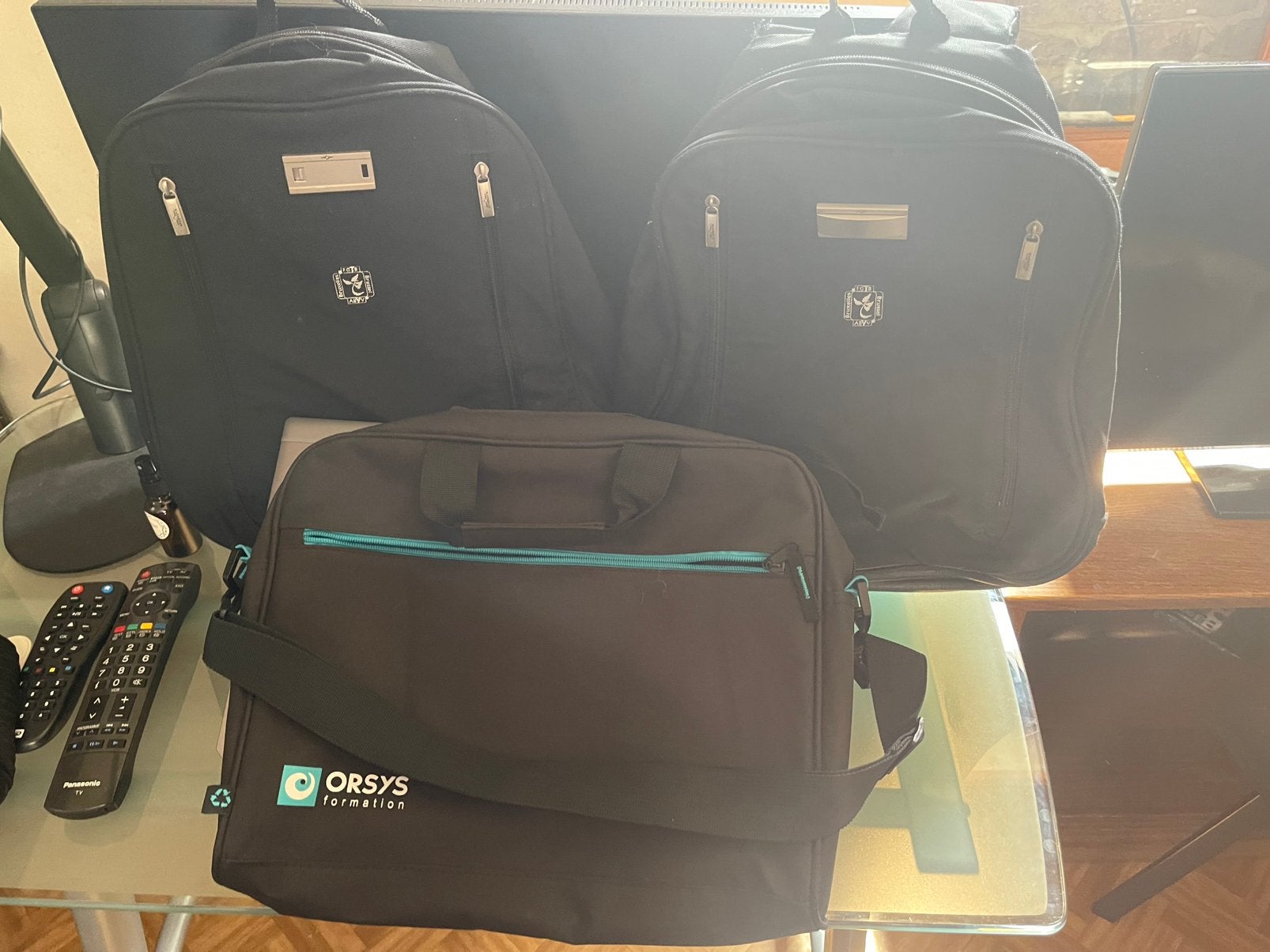 Lot 3 sacs ordinateur / voyage pro ORSYS + 2 sacs à dos -, Enlèvement