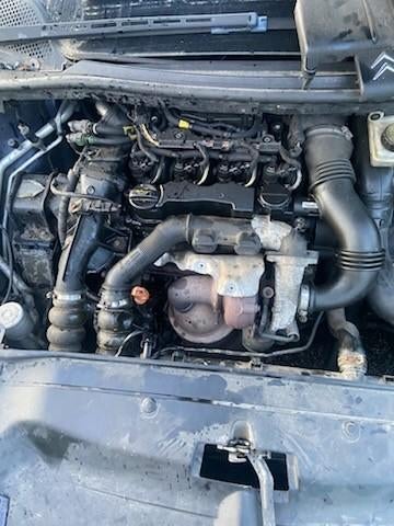 Tout pièces C4 1.6hdi 110cv, Autos, Achat, Boîte manuelle, 5 portes, Particulier