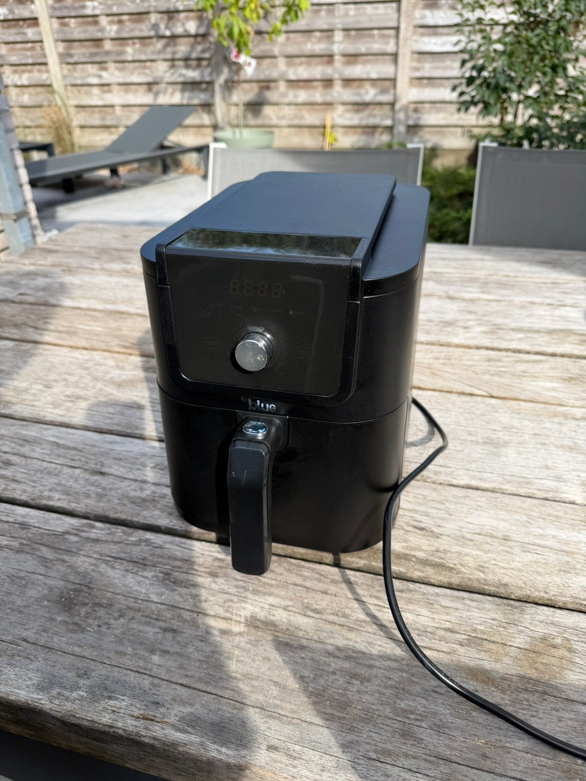 Airfryer te koop wegens aankoop groter model, Ophalen, Zo goed als nieuw, Airfryer