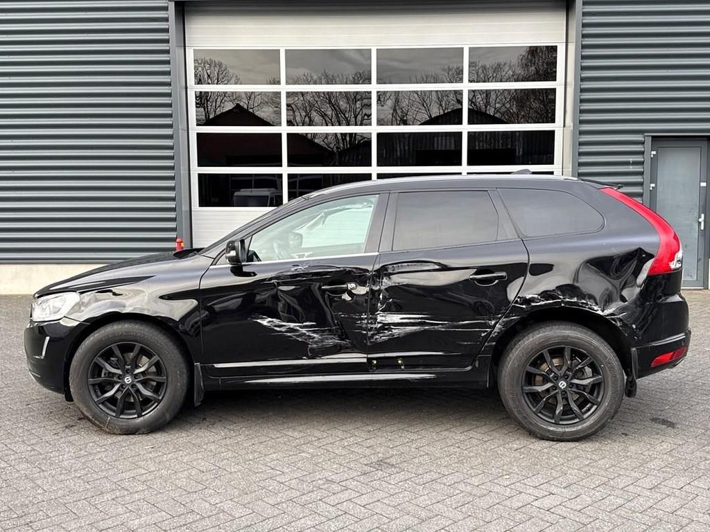 Volvo XC60 2.0 T5 FWD Polar+ navigatie, trekhaak, cruise con, Auto's, 245 pk, Gebruikt, Euro 6, 4 cilinders