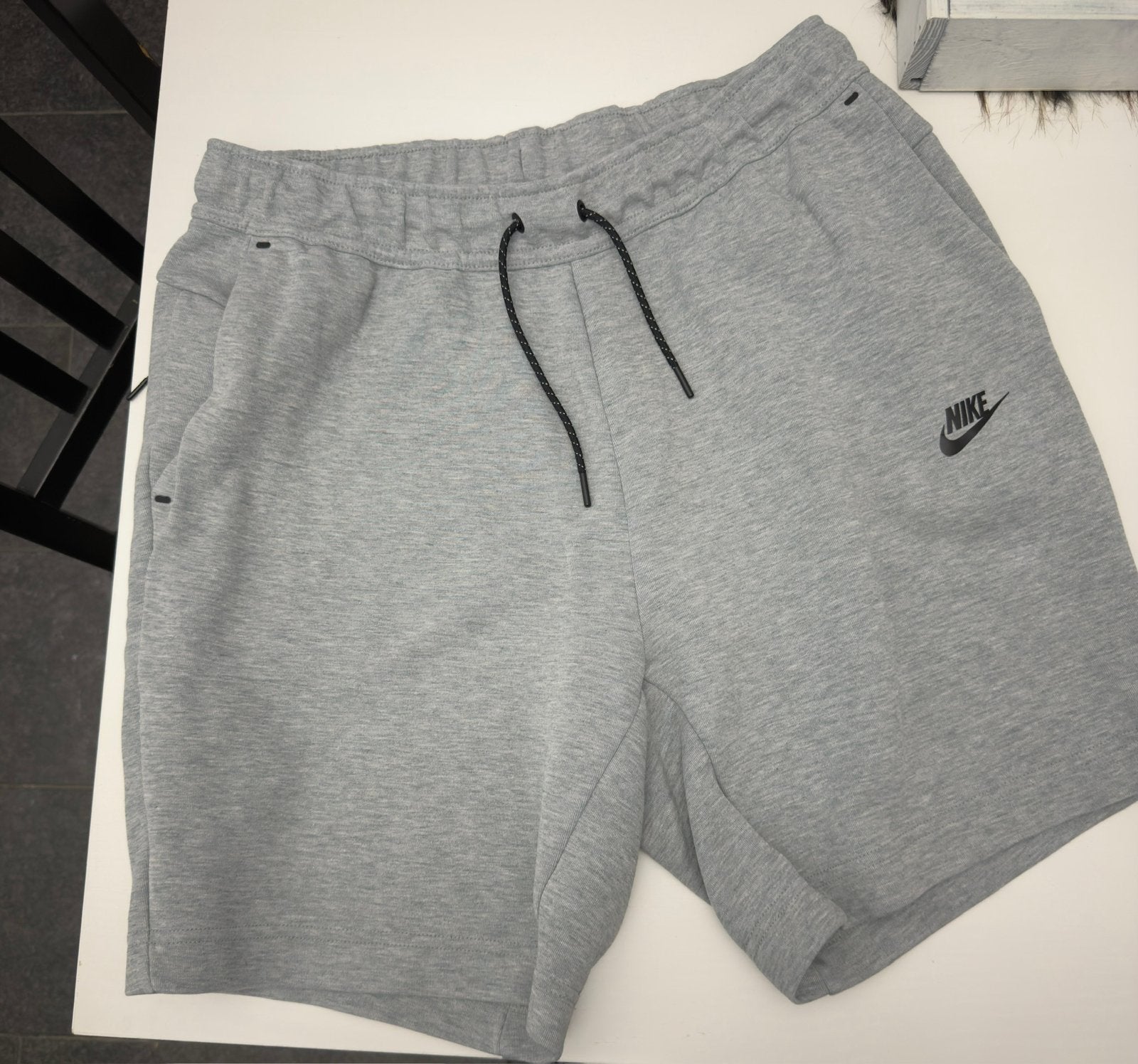 Nike tech fleece short M, Vêtements | Hommes, Pantalons, Enlèvement, Comme neuf, Taille 48/50 (M)