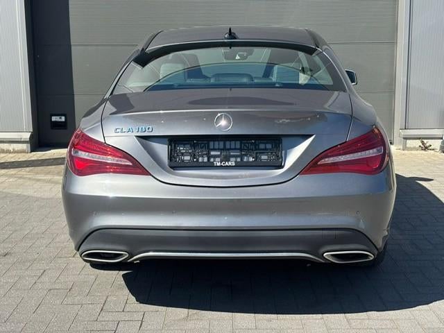 Mercedes-Benz CLA benzine automaat 42.000km!, Auto's, Mercedes-Benz, 4 cilinders, Leder en Stof, 1595 cc, Bedrijf