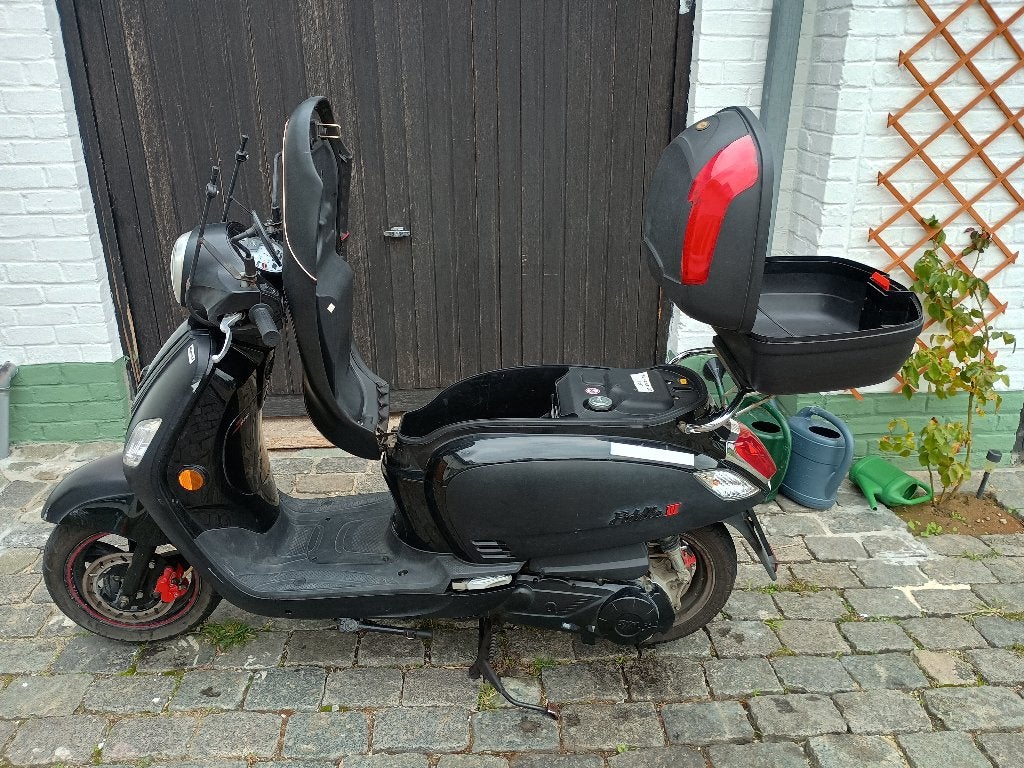 Scooter, Ophalen, Gebruikt, 125 cc, Benzine