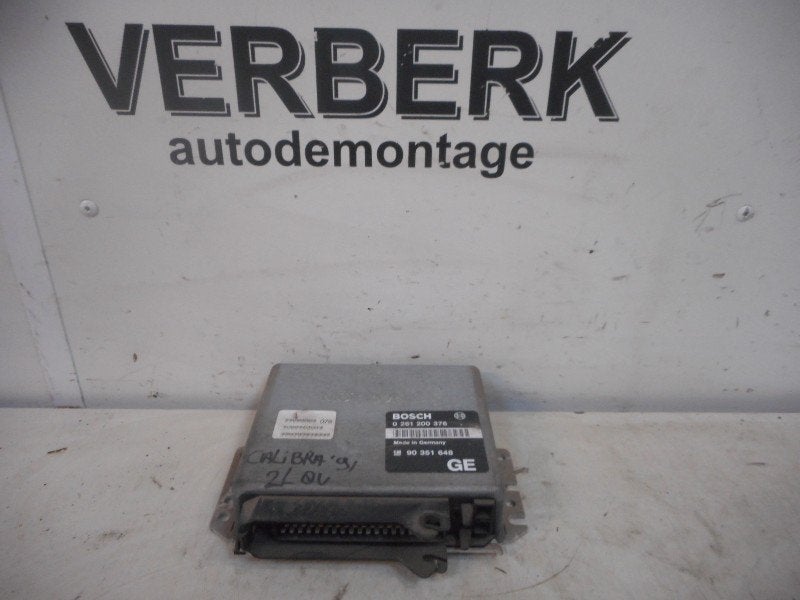 CALCULATEUR MOTEUR ECU Calibra (bosch--0261-20o0-376----GE), Opel, Opel Automobile GmbH, Utilisé, Kontakt-opel@opel.com