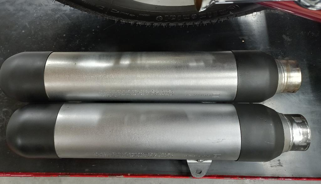 Harley davidson night rod uitlaatdempers, Motoren, Ophalen, Gebruikt