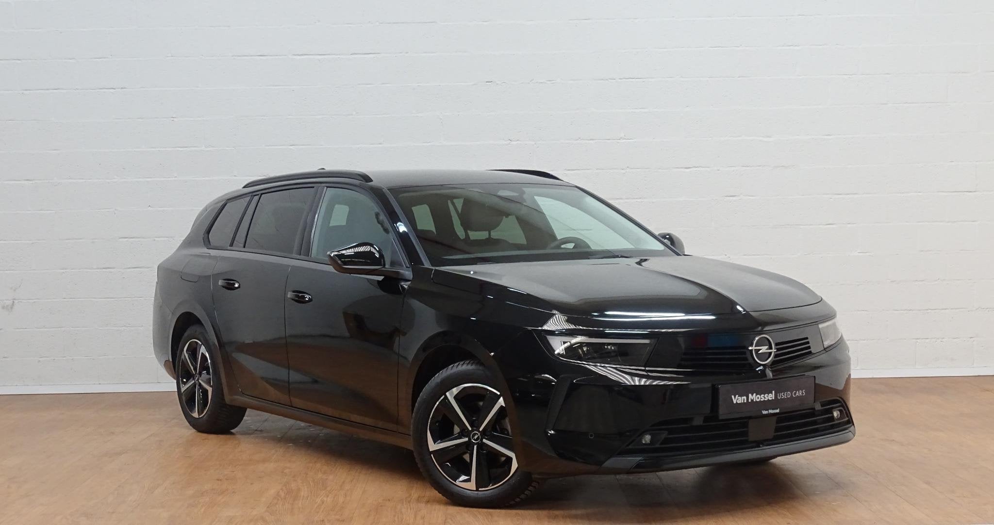 Opel Astra Sports Tourer 1.2 Turbo 96kW S/S GS VERWACHT, Auto's, Voorwielaandrijving, Gebruikt, 129 g/km, Zwart