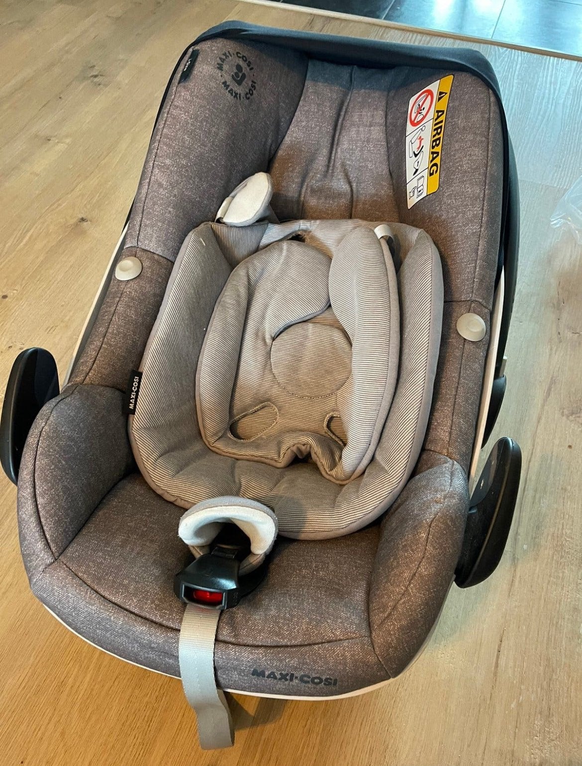 Maxi Cosi en excellent état, Enfants & Bébés, Comme neuf, Enlèvement, Isofix, Dossier amovible