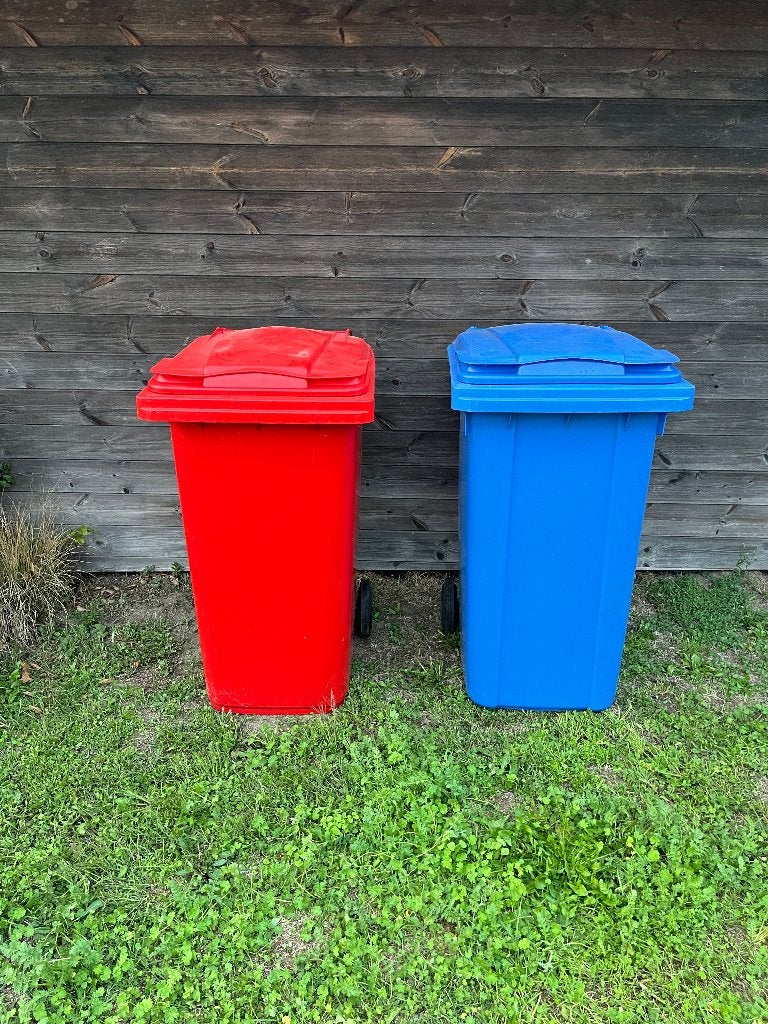 2 Afvalcontainer 240 liter blauw & rood, Ophalen