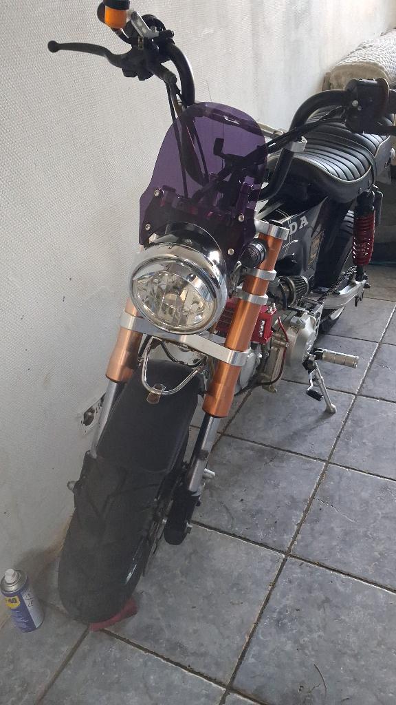 Dax 125 cc, Fietsen en Brommers, Brommers | Honda, Zo goed als nieuw, Overige modellen, Ophalen