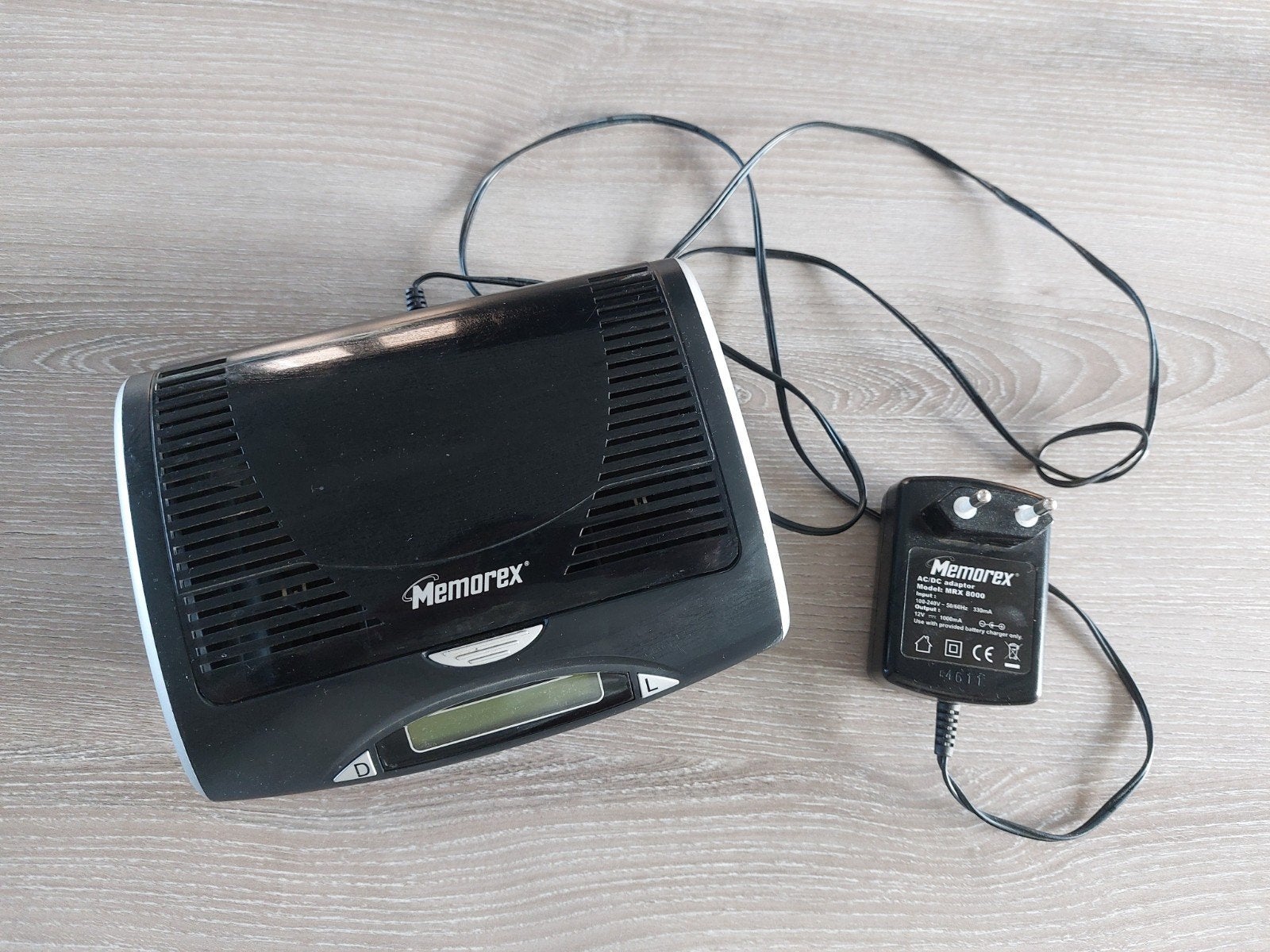 Lader voor herbruikbare batterijen, Elektronische apparatuur, Ophalen