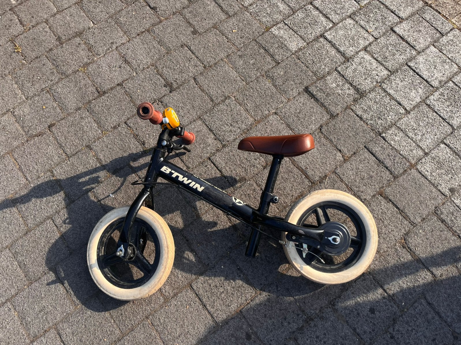Loopfiets, Fietsen en Brommers, Fietsen | Kinderfietsjes, Ophalen, Zo goed als nieuw