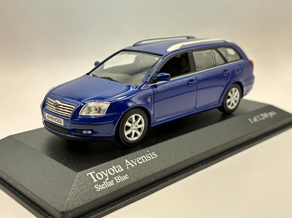 Toyota Avensis Estate (Type T250) 2005 - MiniChamps, Hobby en Vrije tijd, Modelauto's | 1:43, Verzenden, Nieuw, Auto, MiniChamps