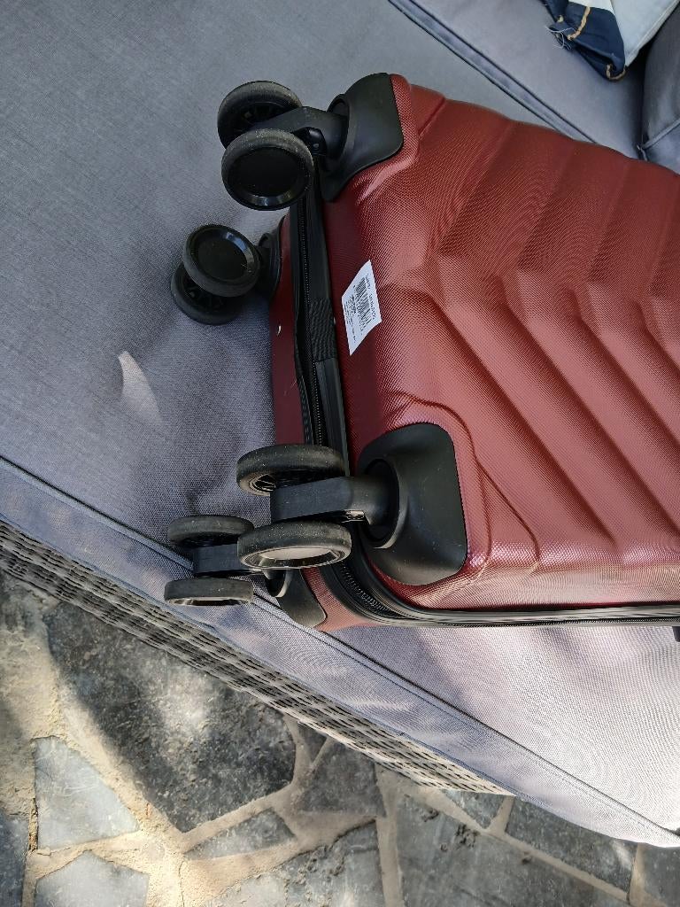 Valise cabine, Enlèvement