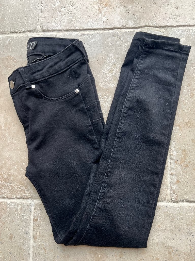 FB Sister Jeans, Ophalen, Gedragen, Zwart