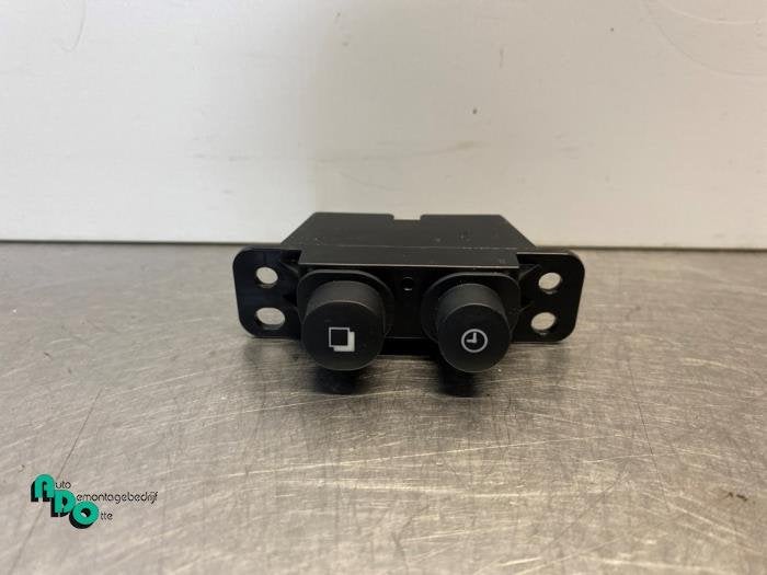 Commutateur d'un Nissan Note (Note 13-), -, 3 mois de garantie, Utilisé, -