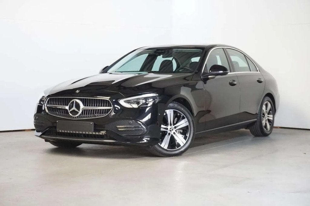 Mercedes-Benz C-CLASS 180 Avantgarde - Trekhaak (bj 2024), Auto's, Automaat, 4 deurs, Gebruikt, 4 cilinders
