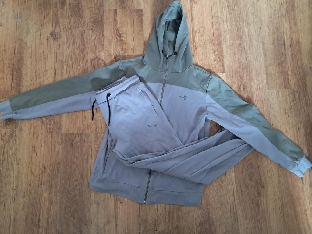 Ensemble de survêtement Under Armour, Kleding | Heren, Sportkleding, Ophalen of Verzenden