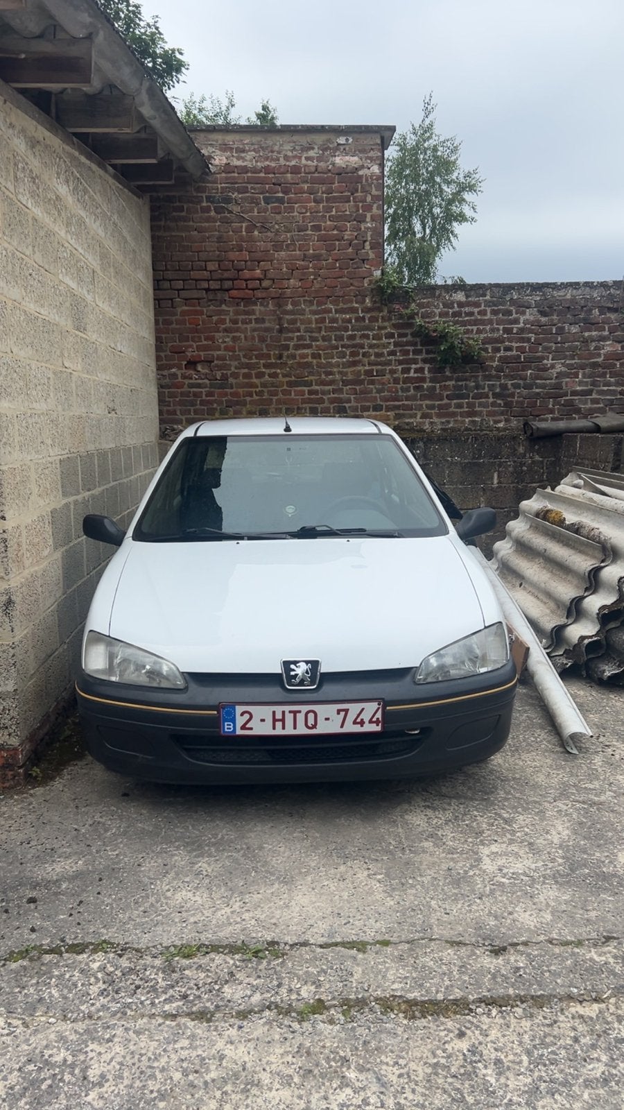 Peugeot 106 a reparer ou pour pieces, Wit, Grijs, Particulier, Te koop