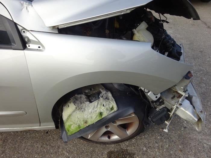 Scherm rechts-voor van een Peugeot 308 (ETS), Gebruikt, -, -, Ophalen of Verzenden